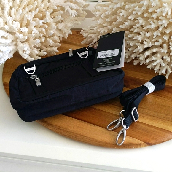 Baggallni ๐ฅ NWT ๐ฅ fanny pack and/or crossbody bag. Band NEW! A+! - Picture 5 of 13